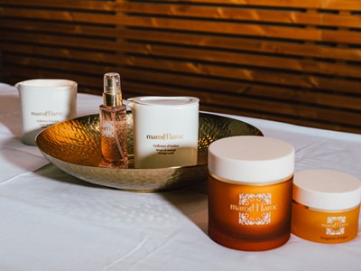 RELAXAČNÍ MASÁŽ TĚLOVOU SVÍČKOU MAROCMAROC